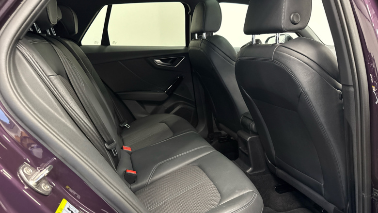 Audi Q2 40 TFSI Quattro Black Edition 5dr S Tronic Petrol Estate